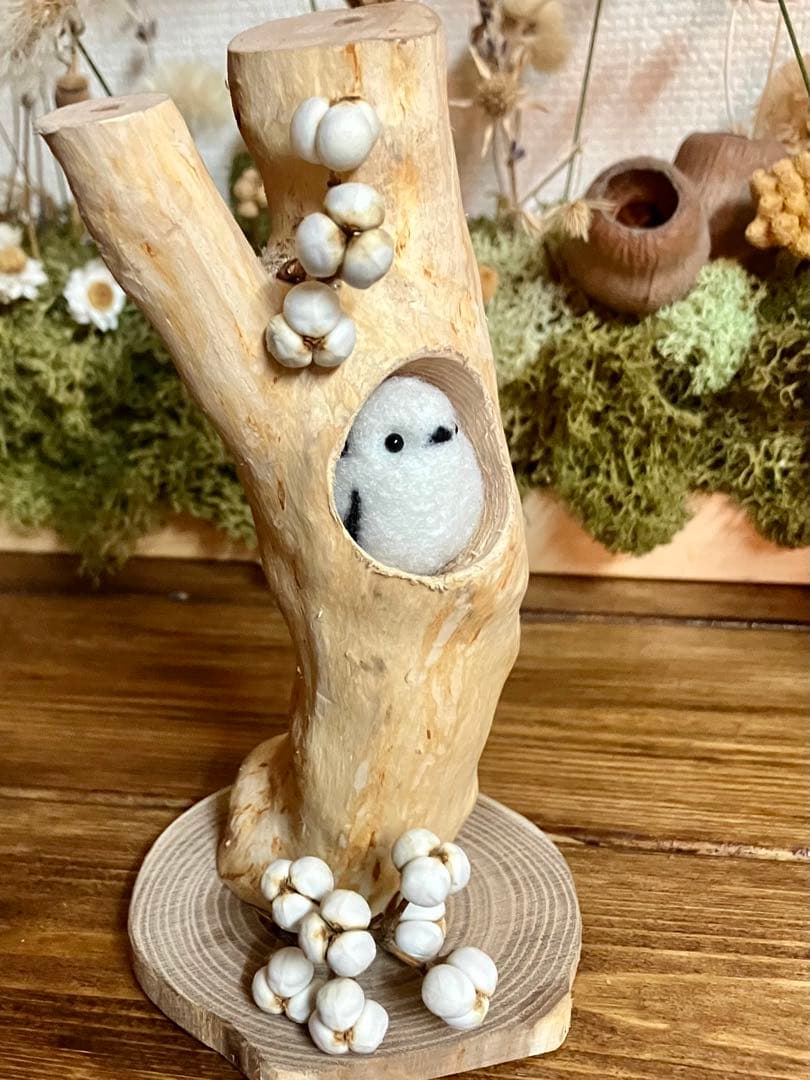 羊毛フェルト　シマエナガ