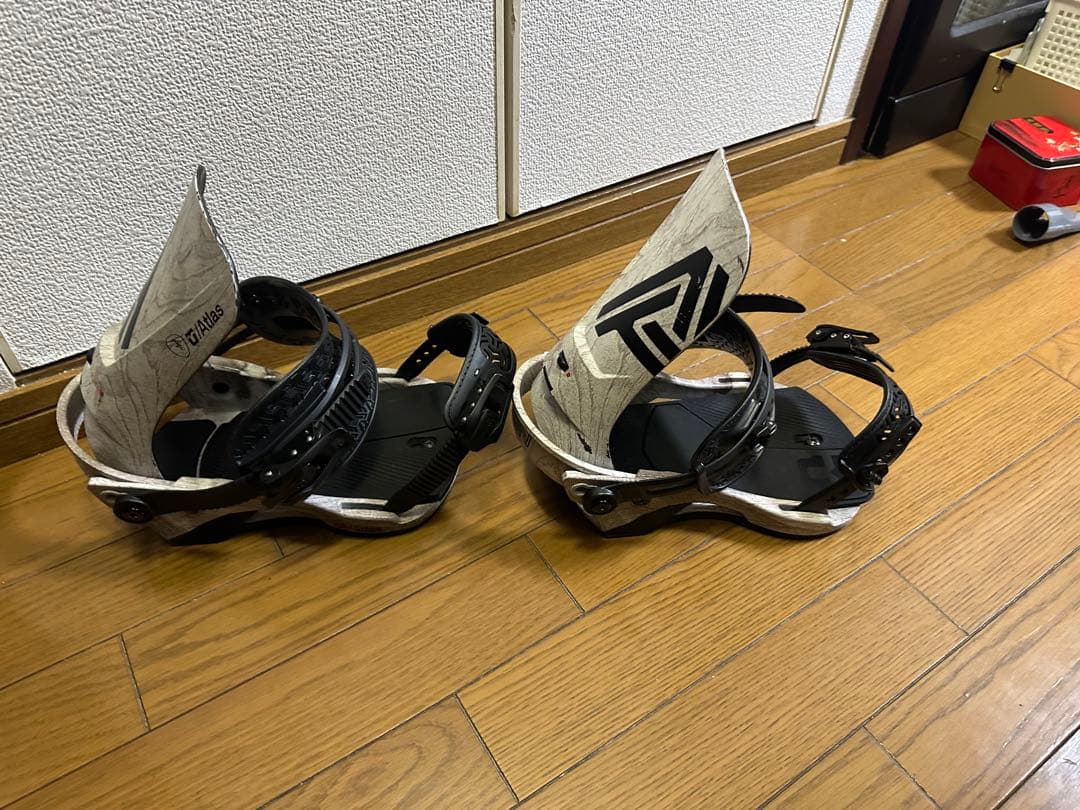 UNION 22-23 BINDINGATLAS （アトラス）数回使用