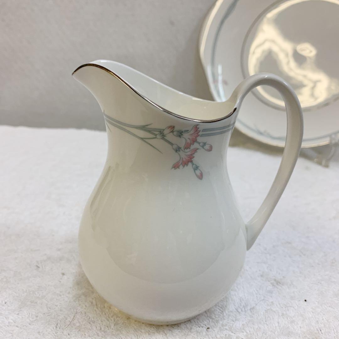   CARNATION ロイヤルドルトン 茶器セット