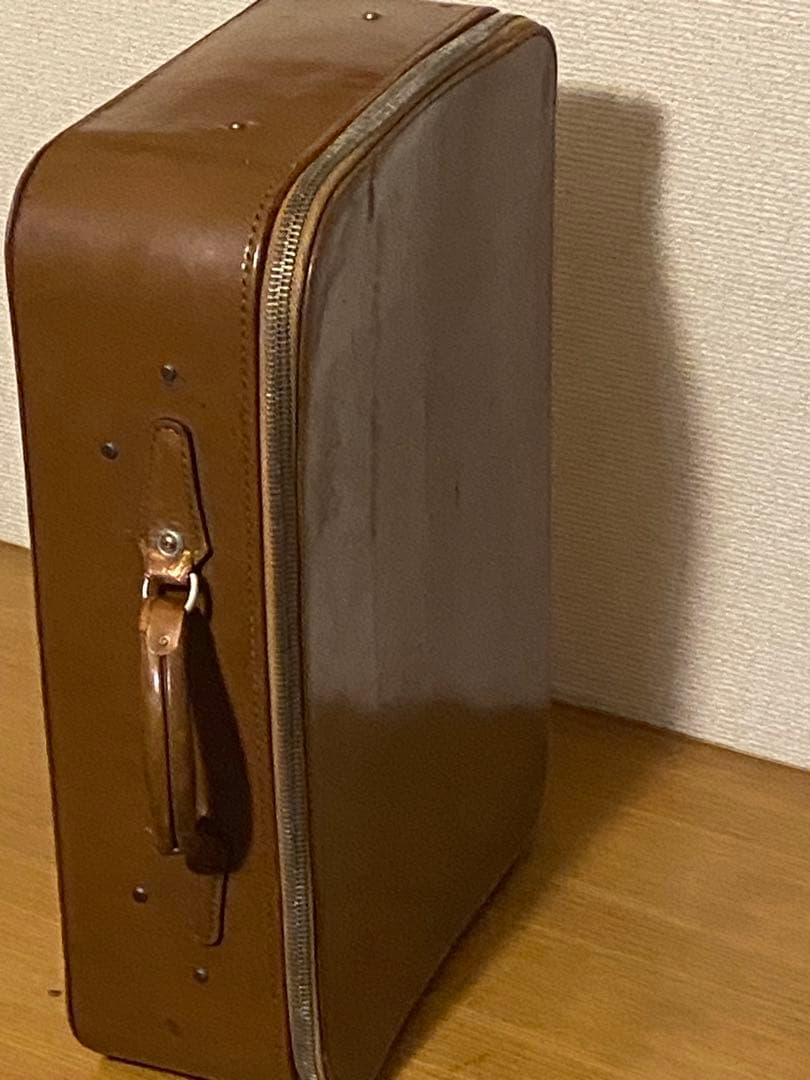 旅行用小型トランク（ヴィンテージ）