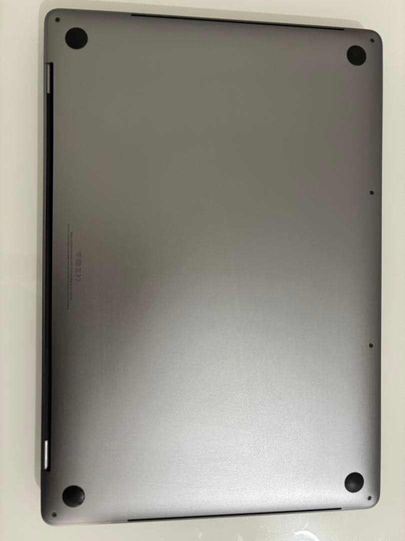 Apple MacBook Pro 16インチ 2019 512GB 16GB