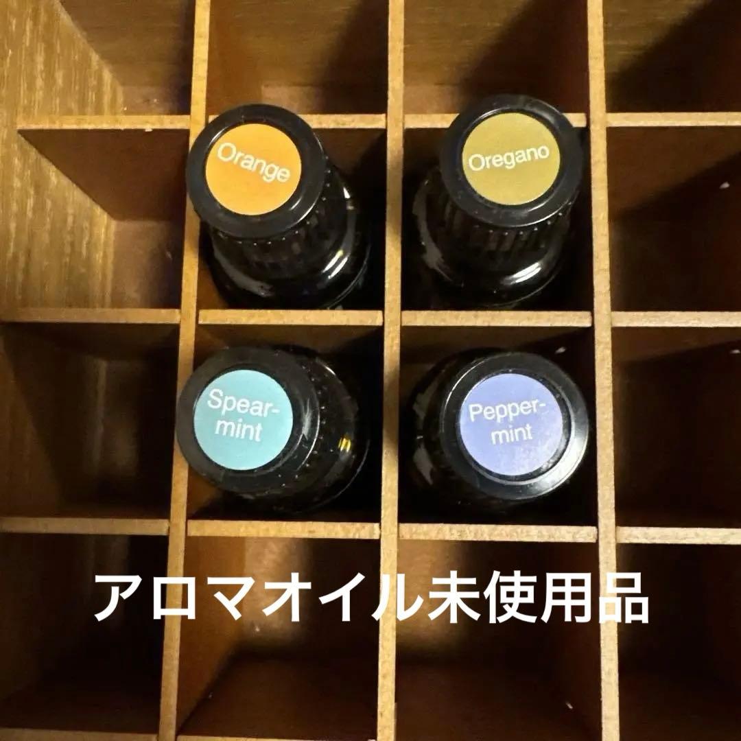 ドテラ/未使用品アロマオイル4本　木箱、ブック付き