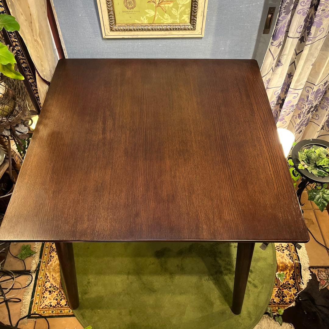 しろ　ヴィンテージ デザイナーズ　コンパクト　　ダイニングテーブル