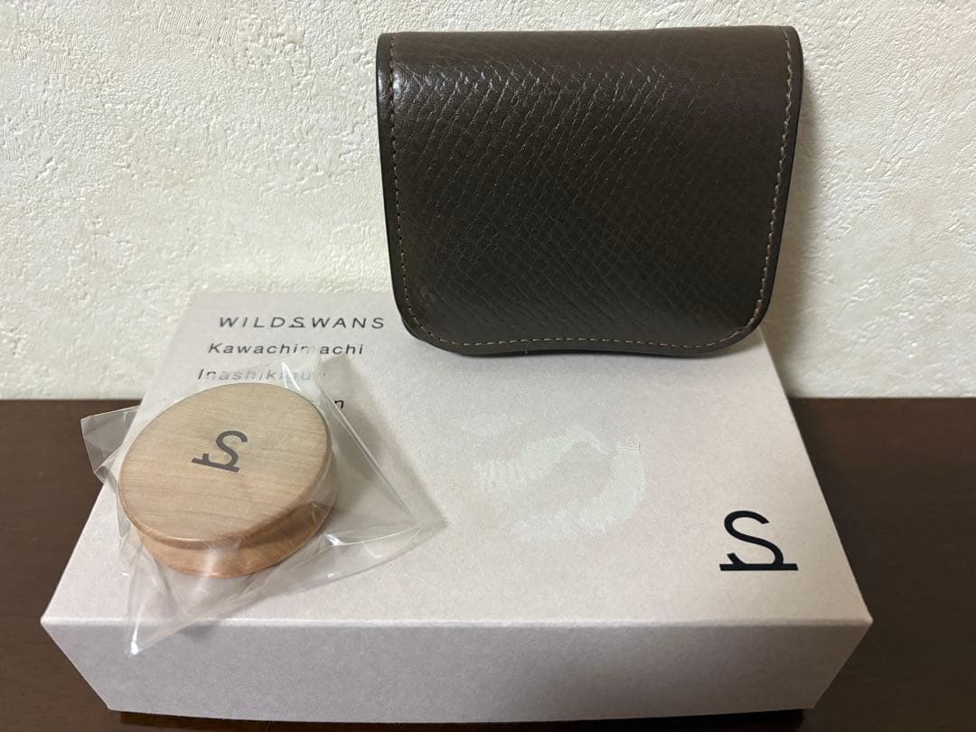 ワイルドスワンズ　パーム　カーキ　Ｅサドル