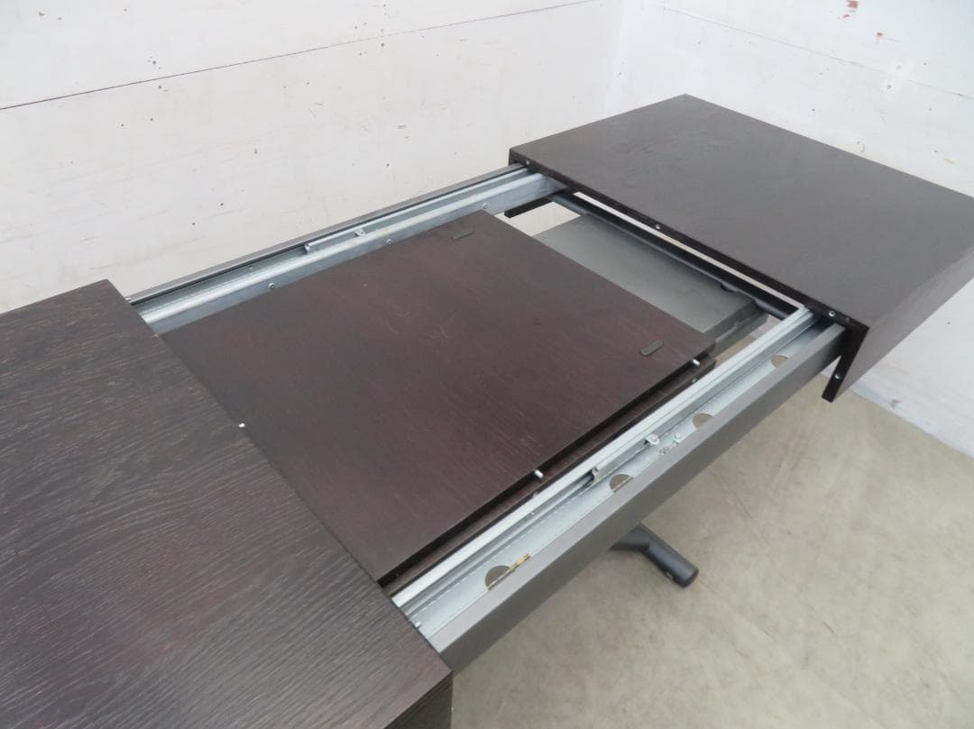 引き取り限定イタリア■OZZIO■Bボックス・レグノ■伸長・昇降機能■ダイニング