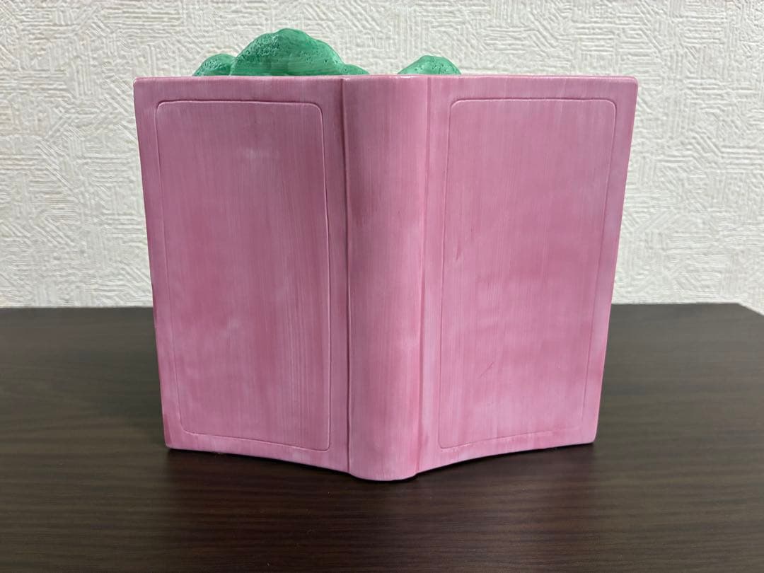 東京ディズニーランド　不思議の国のアリス　陶器　置物