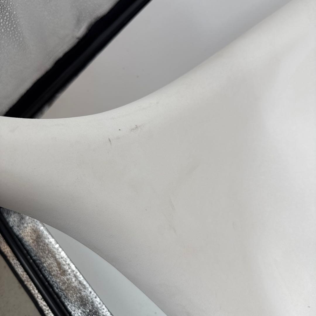 BONALDO ガラステーブル　直径100cm 厚み0.8cm