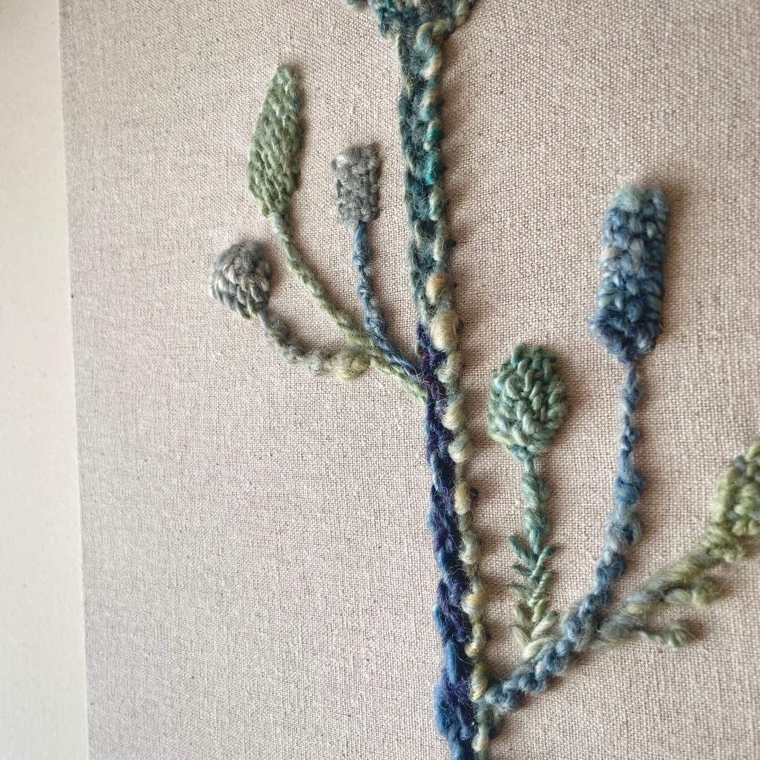 【一点もの】『手紡ぎ糸のお花. a'』手刺繍ファブリックパネル