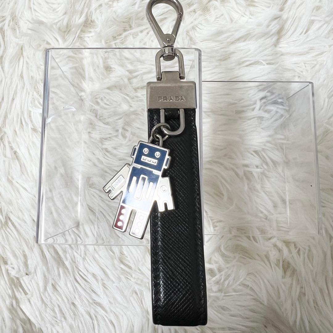 【大人気】お買得 PRADA ロボット キーホルダー レザー サフィアーノ黒