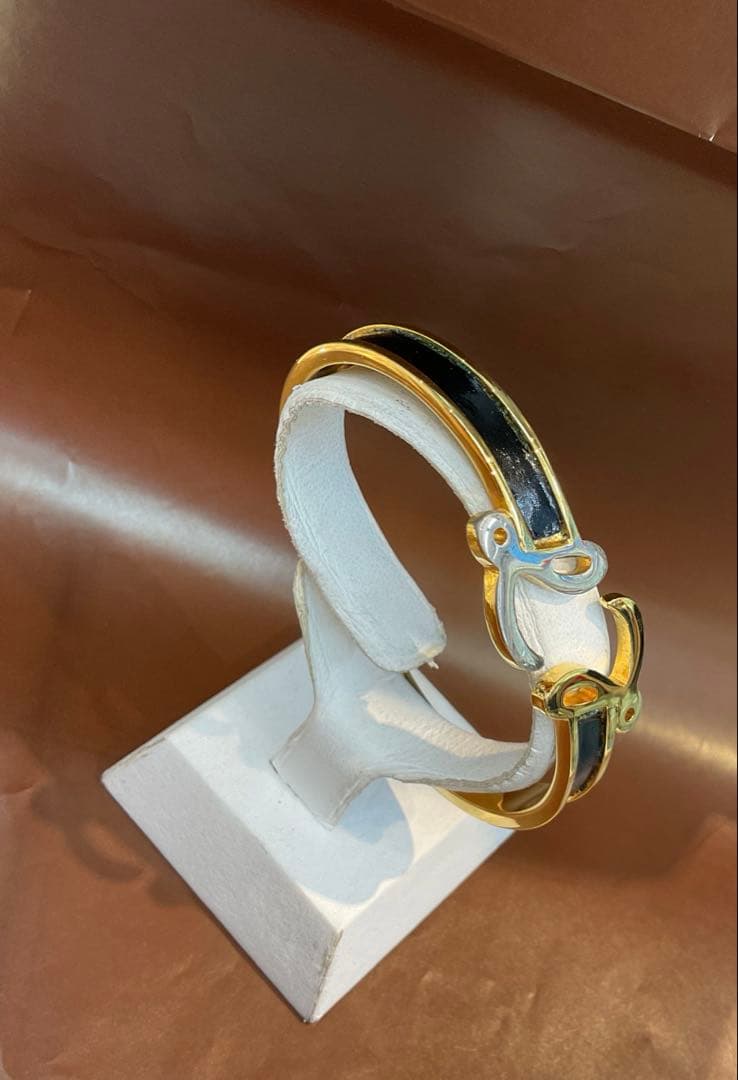 ロエベ LOEWE アナグラム ロゴ ブレスレット 刻印 ゴールド ブラック