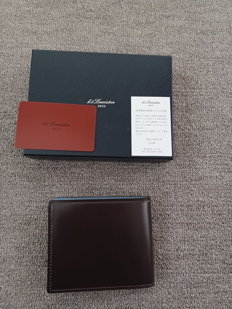 【新品未使用】K.T.ルイストン コードバン 二つ折り 財布　小銭入れ付き