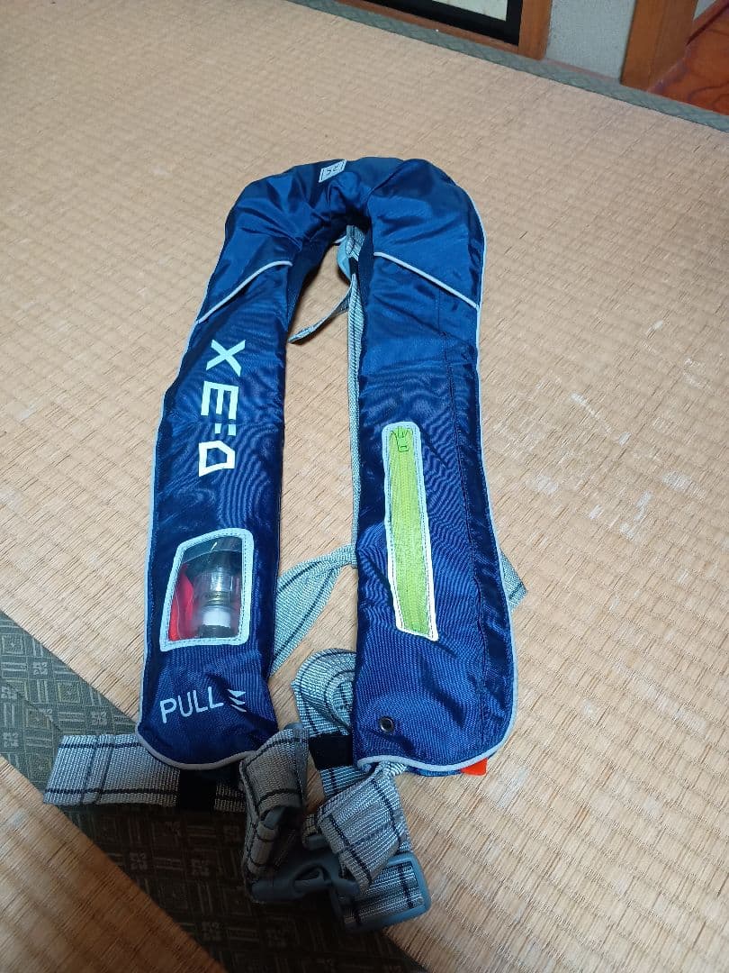 ★★シマノEXFO　肩掛け　ライフジャケット膨張式★★