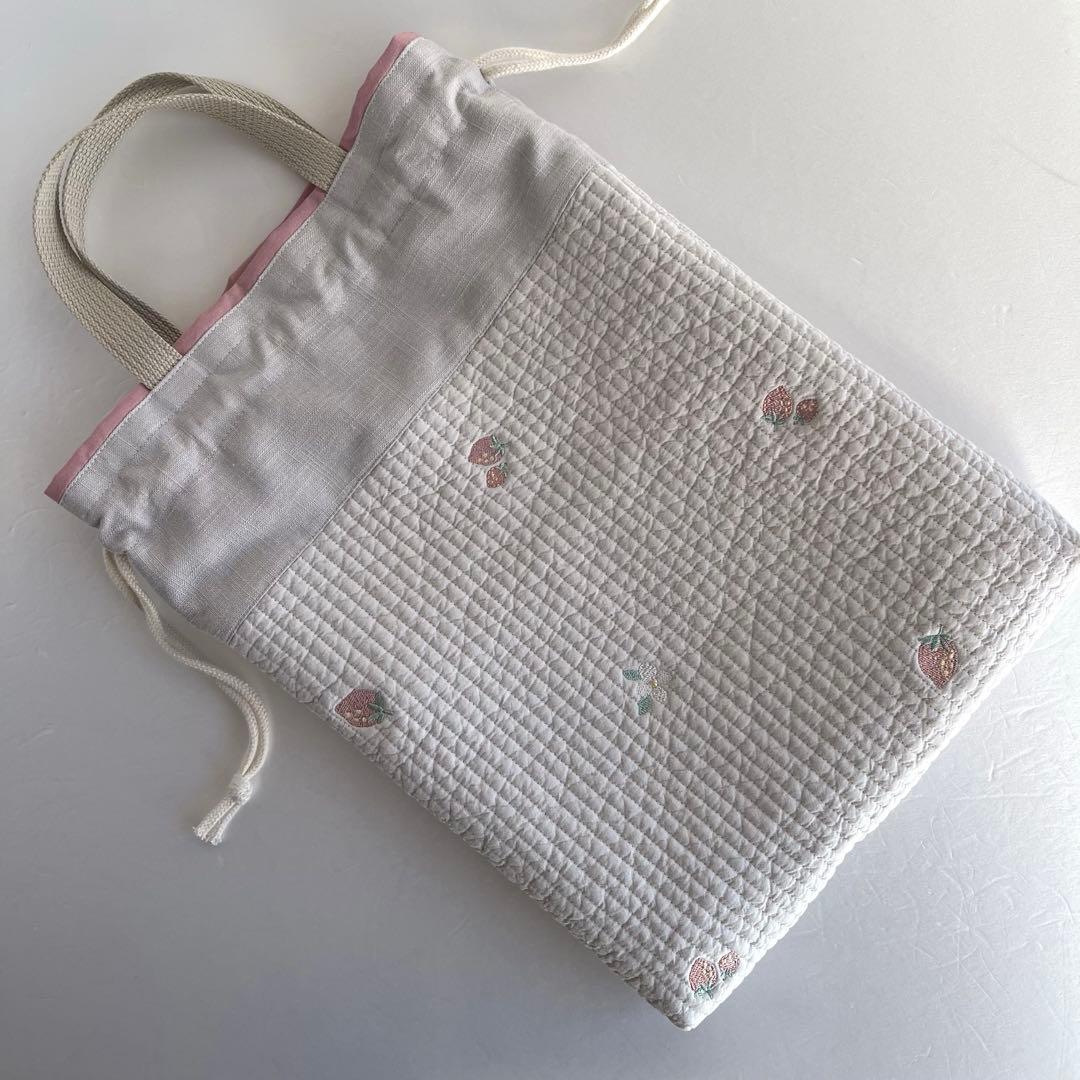 ma様 ヌビ 苺と苺の白い花　レッスンバック　上履き入　体操着袋　ヌビバック