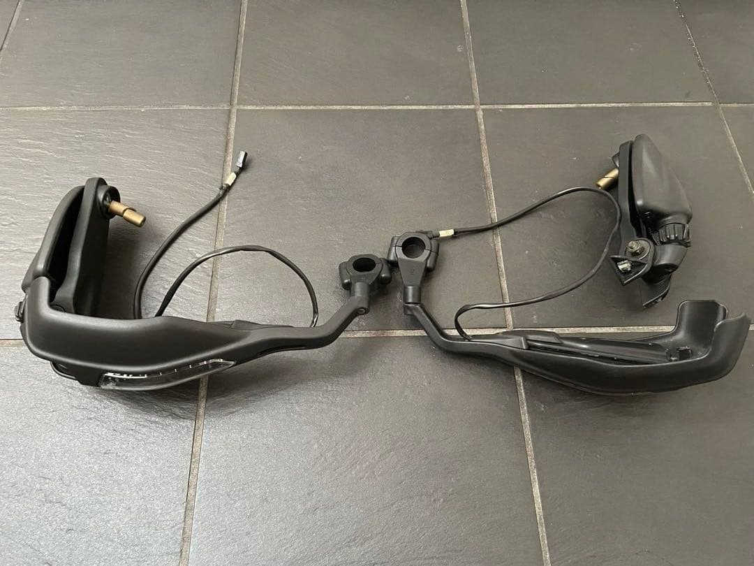 ドゥカティ ハイパーモタード1100S 純正ミラー 左右セット 片側破損あり