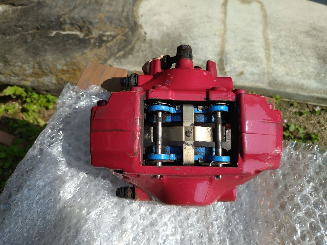 ランエボ8 ブレンボリアブレーキキャリパー