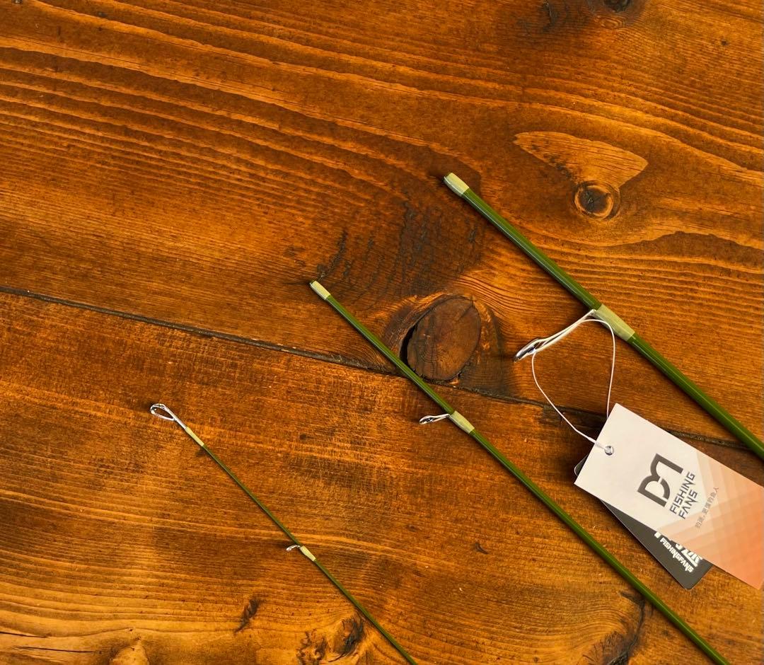 超軽量　カーボンロッド　トラウトロッド　長さ調節できるロッド　ウッドグリップ