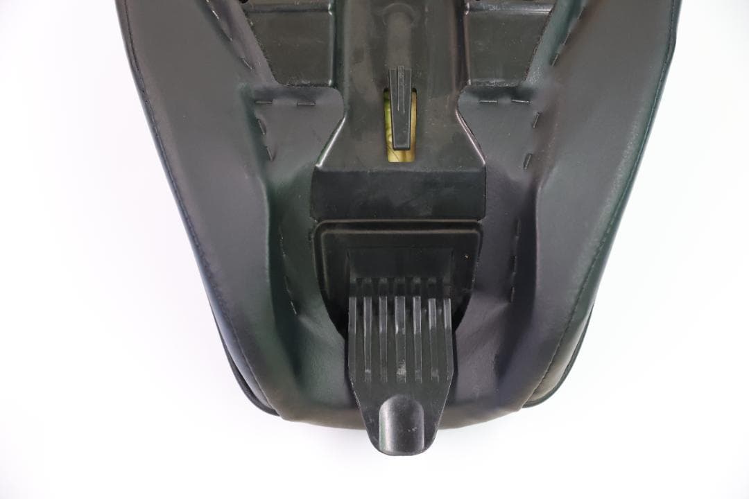 あ*ん様 ハーレー純正　アイアン1200シート