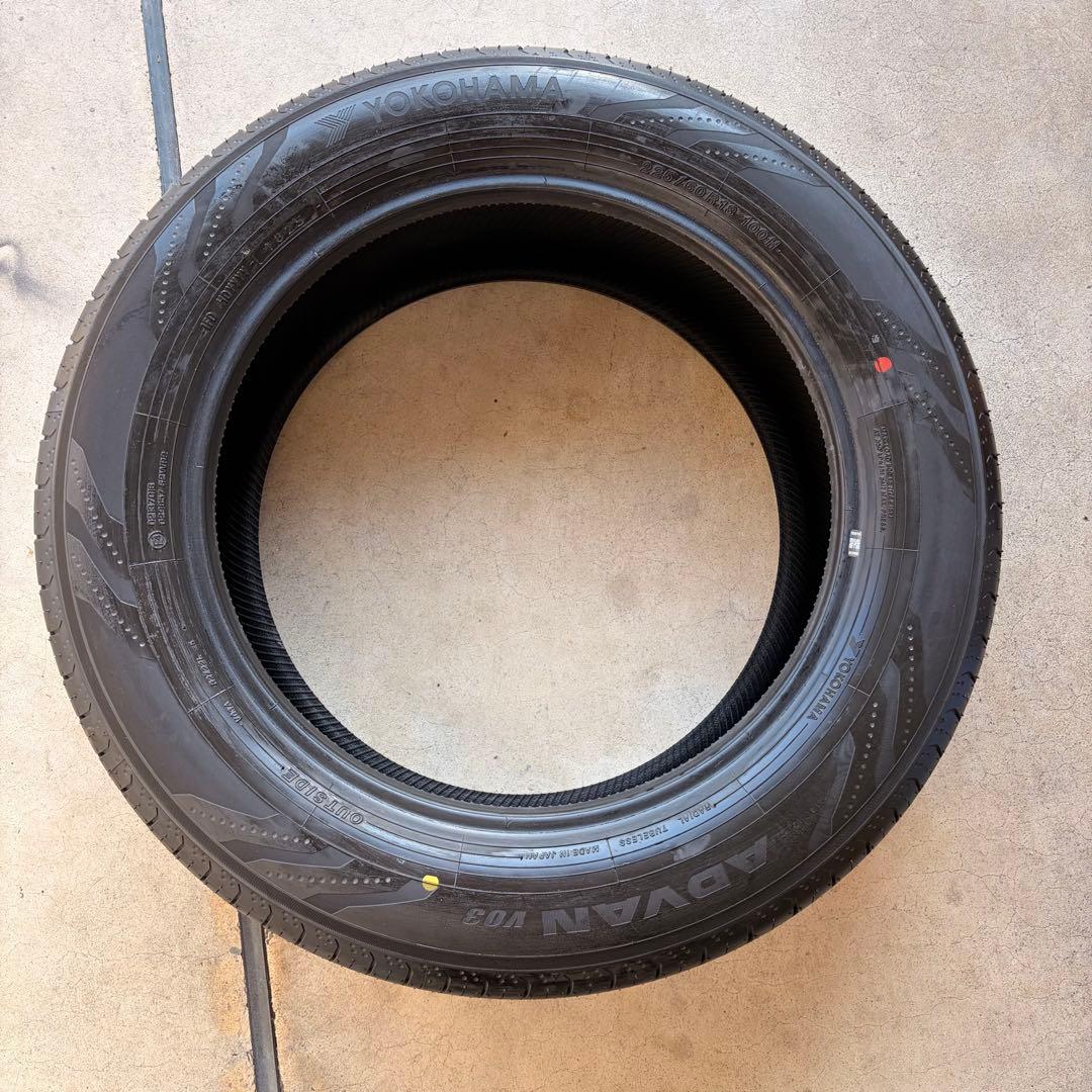 新車外し！25年★アルファード40系純正タイヤ　ヨコハマ　225/60R18★