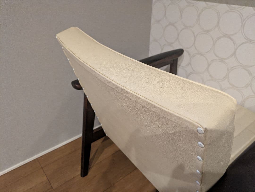 【カリモク60】 1人掛けソファ + オットマン セット Kチェア アイボリー