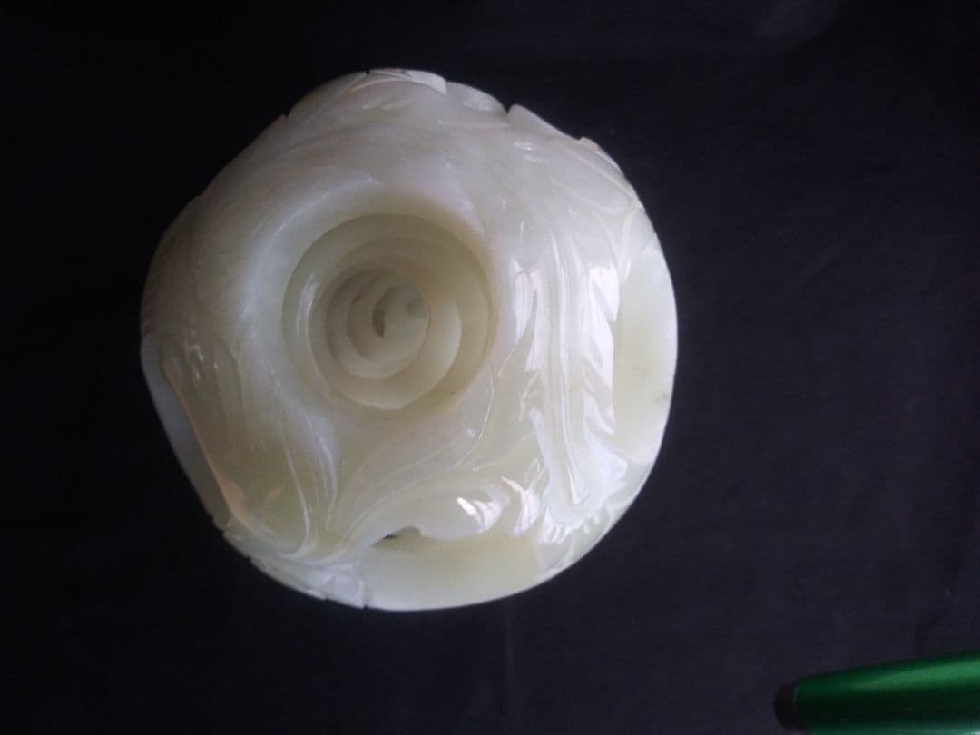 岫玉　多層球(7層)　中国工芸品　置物　NO.441