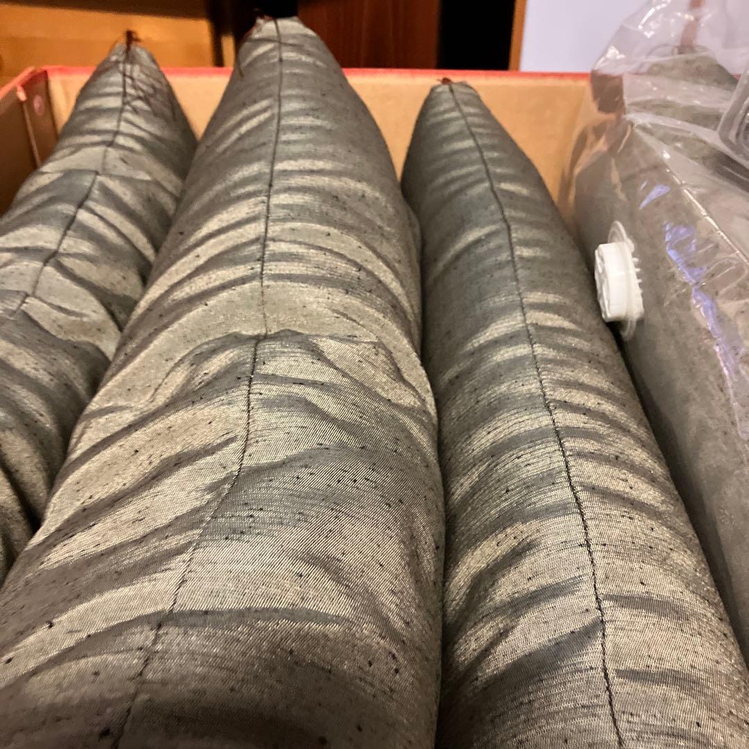 お客様用座布団5枚