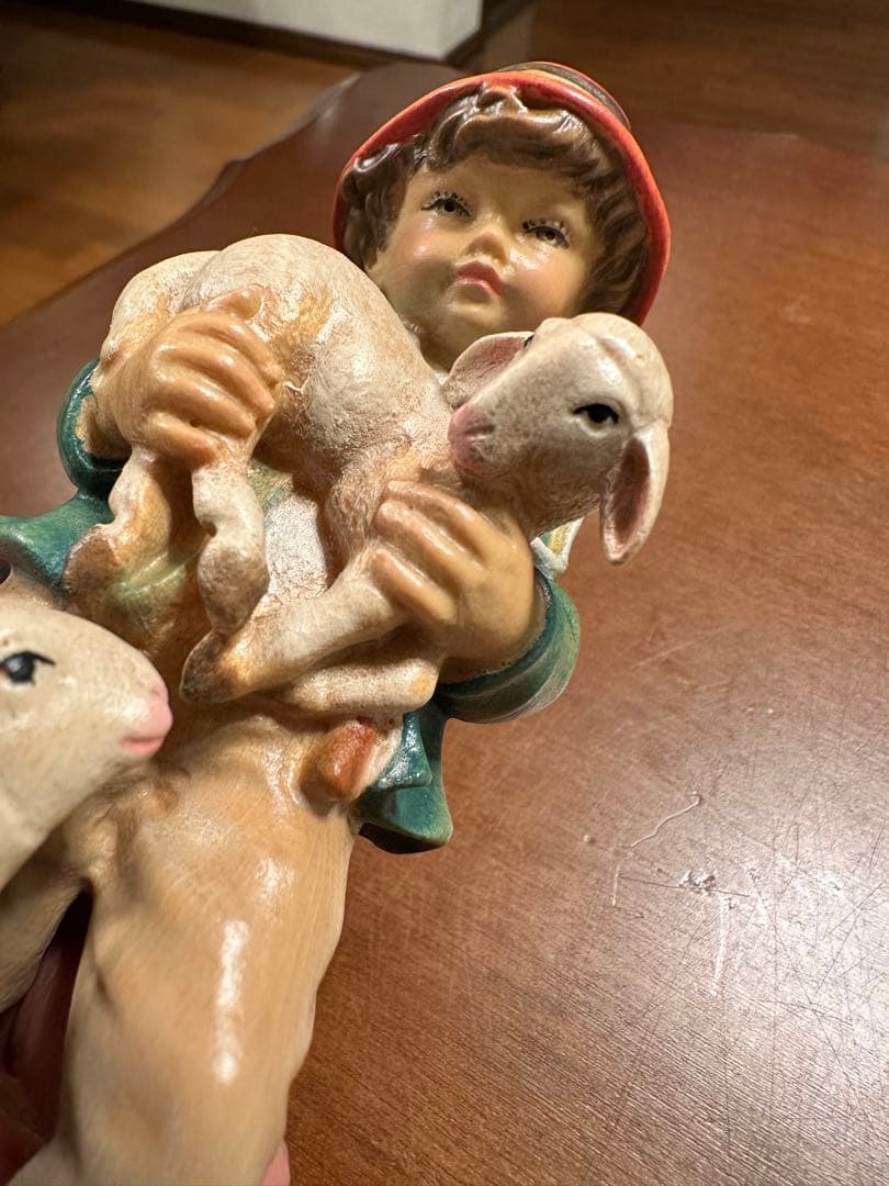 イタリア　Conrad Moroder社　木彫り人形　 写真追加しました