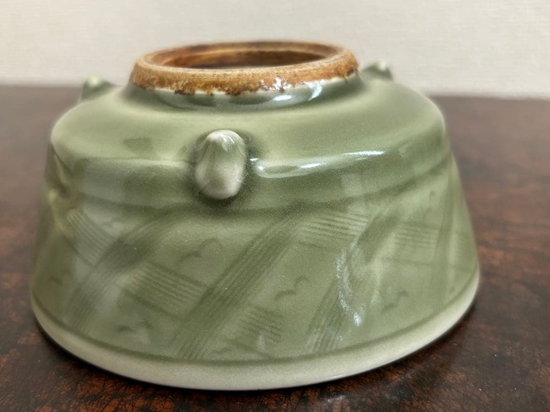 【美品】唐物 龍泉窯 青磁三脚香炉 外口径12cm　中国古玩 唐物
