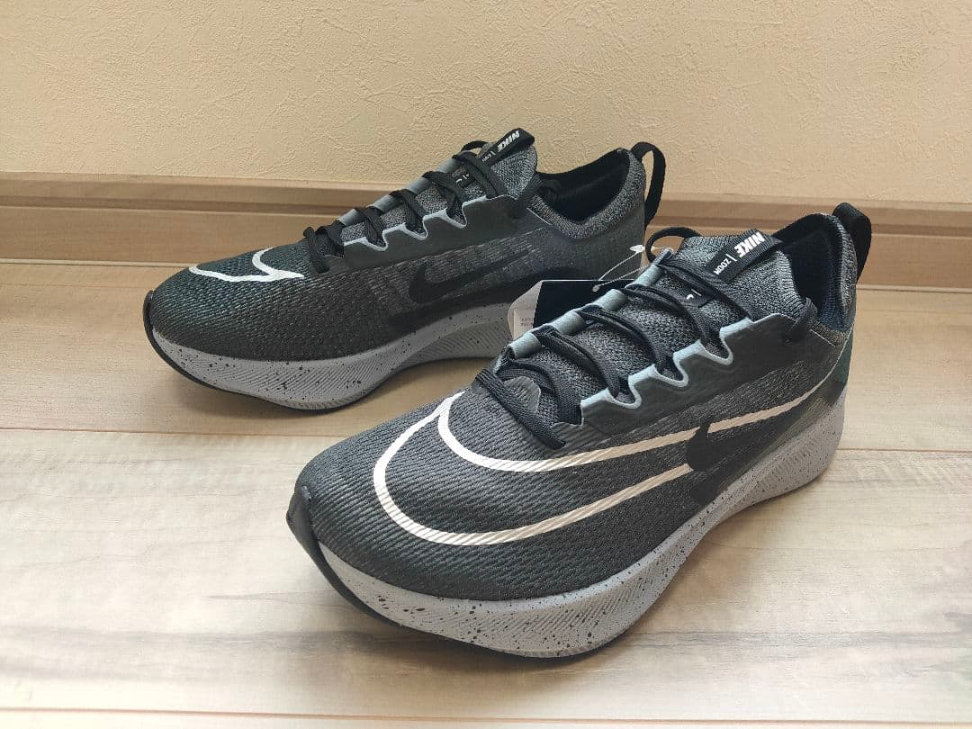 26cm 新品 NIKE ZOOM FLY 4 ナイキ ズームフライ