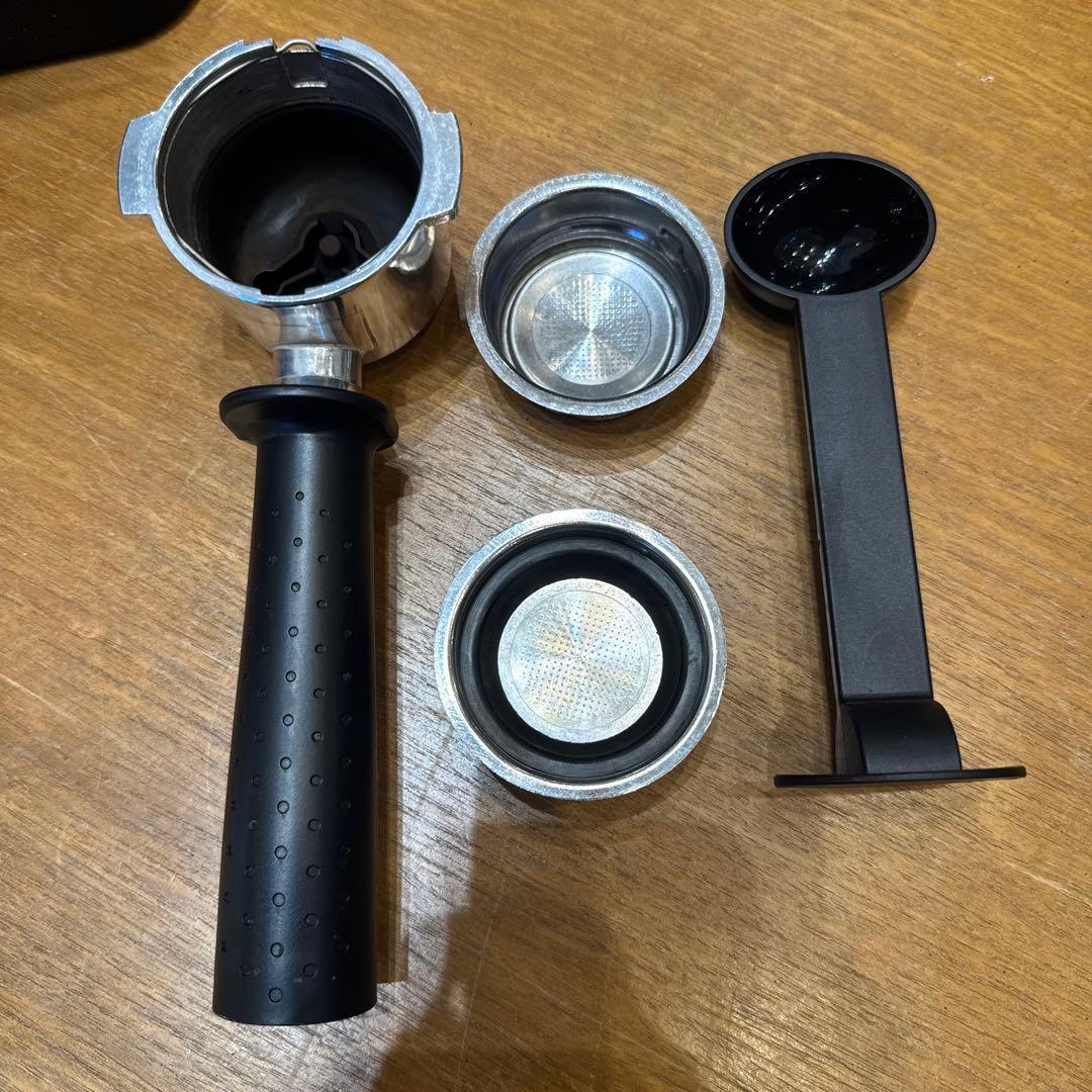 DeLonghi Stilosa エスプレッソマシン 【お家バリスタセット】