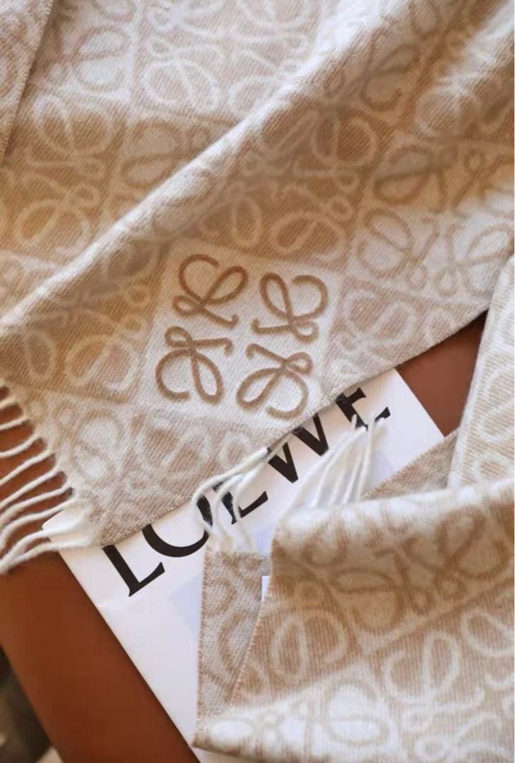 LOEWE ロエベ　マフラー ベージュ 箱あり