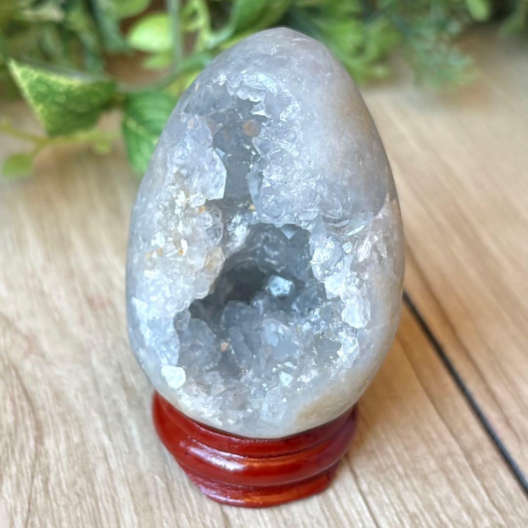 淡青の結晶が包み込む セレスタイト 卵形クラスター/パワー ストーン 天然石
