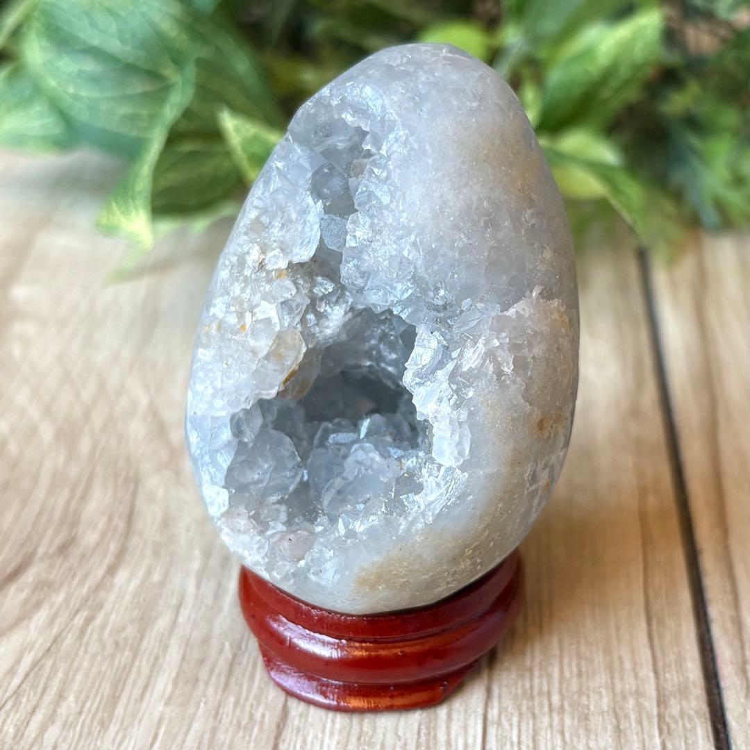 淡青の結晶が包み込む セレスタイト 卵形クラスター/パワー ストーン 天然石