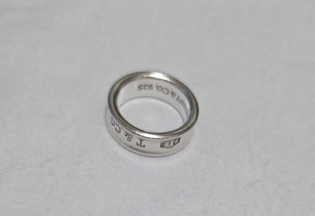 【美品】Tiffany & Co. (ティファニー) ナローリング1837
