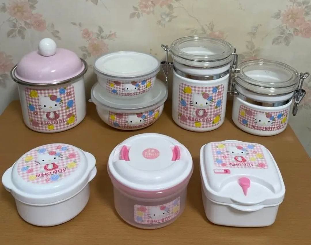 未使用 ☆ハローキティ ローズキティ　保存容器　8点セット