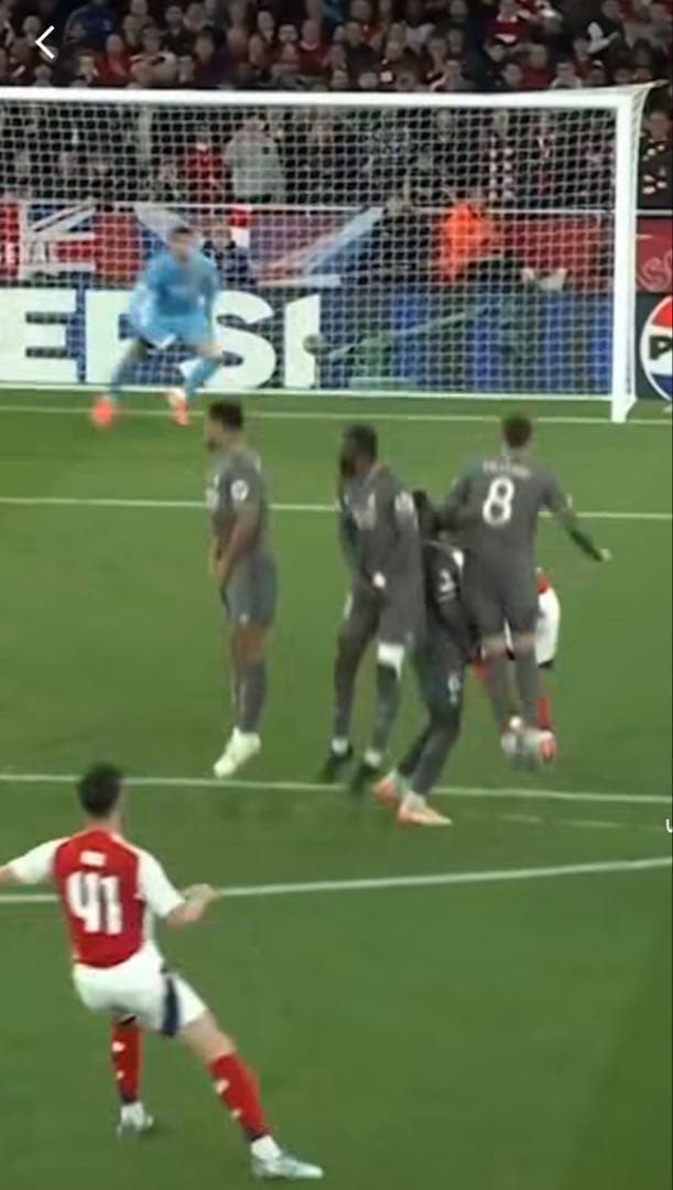 UEFAチャンピオンズリーグ　フィナーレ　ミュンヘンプロ24-25新品未使用箱付