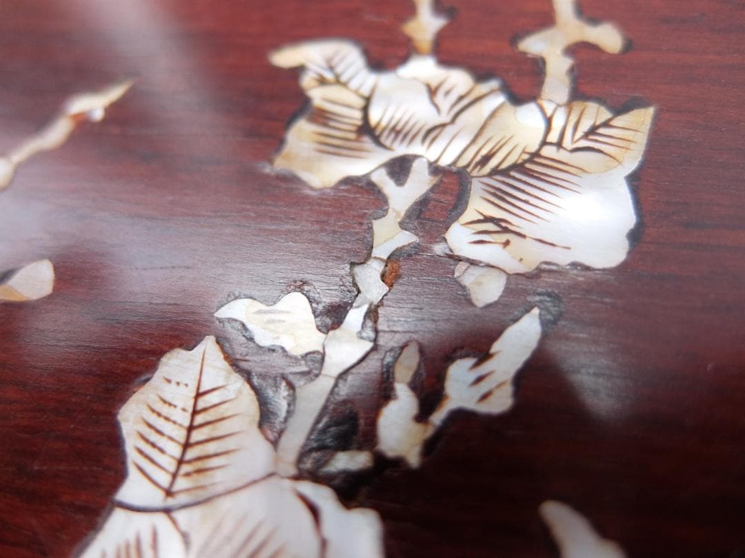 386　螺鈿細工　サイドテーブル