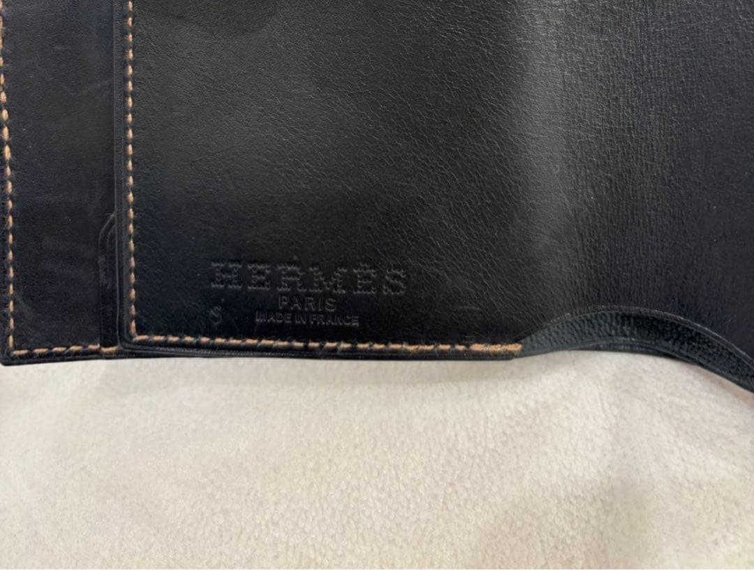 HERMES 黒 レザー 二つ折り財布