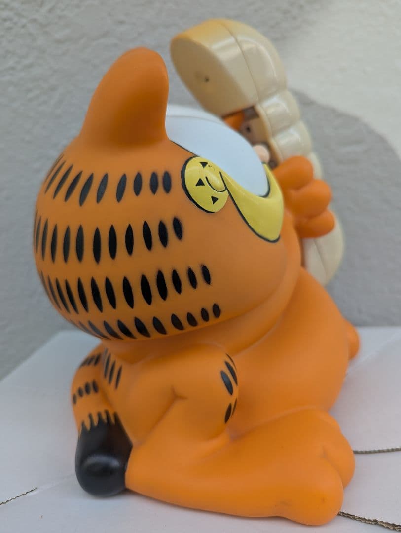 レア【ガーフィーの元はビンテージな電話機を置物として…(1992/中古)】