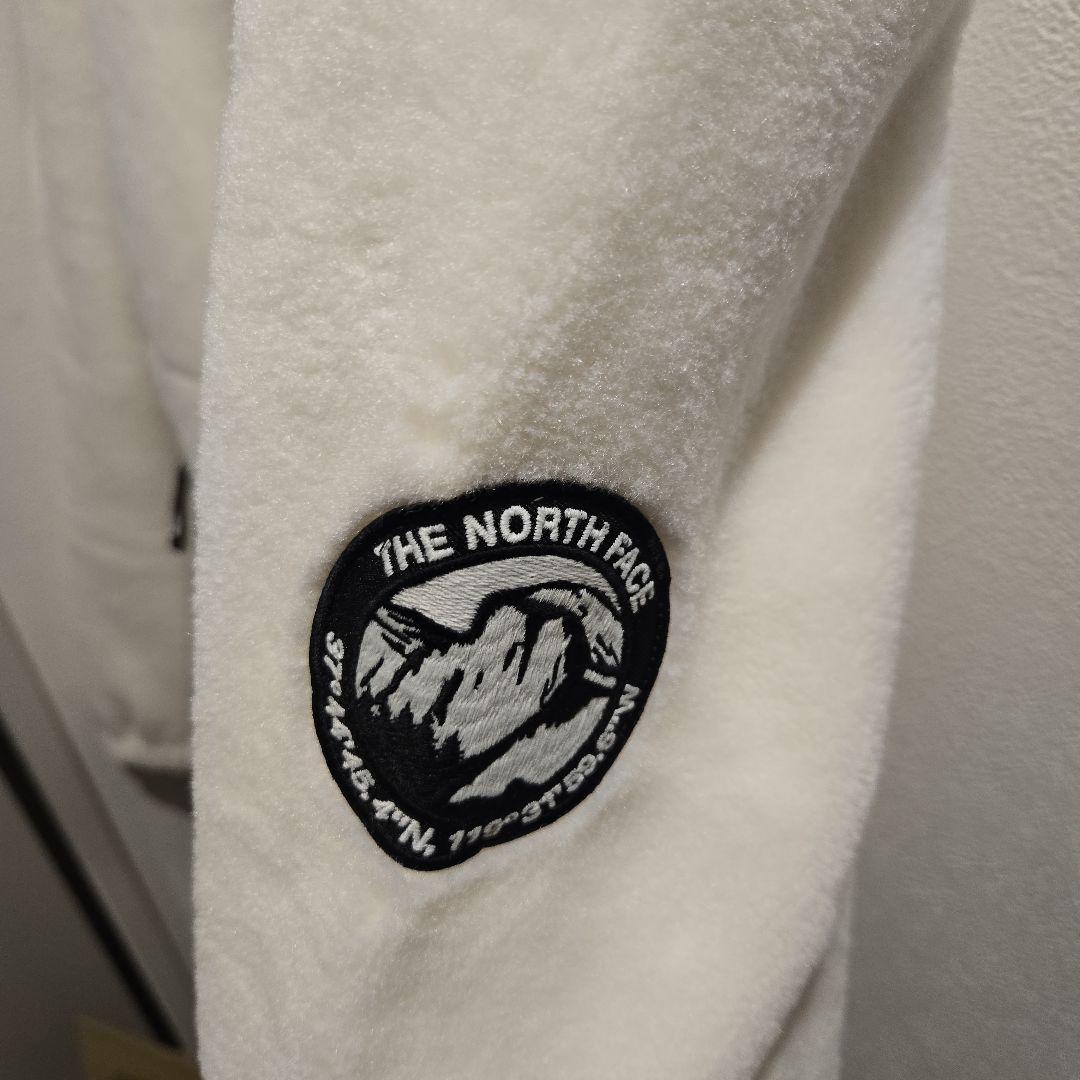 THE NORTH FACE ホワイトフリースジャケット