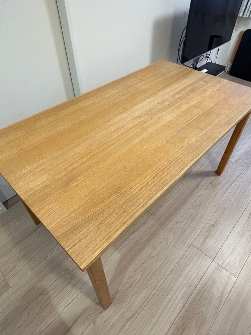 美品　無印良品　ダイニングテーブル　タモ材　幅140cm ナチュラルウッド 木製