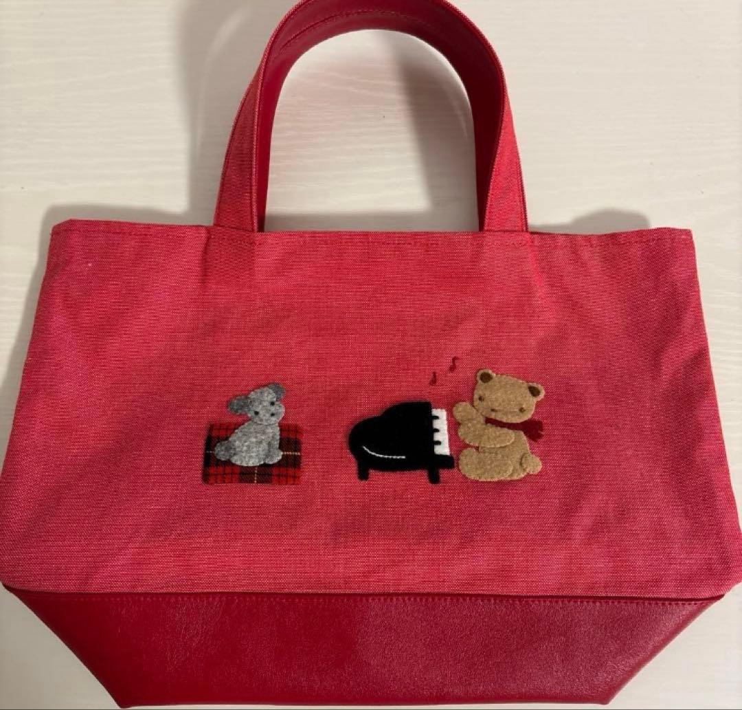 美品　ファミリア　マチ付　ミニ　デニムバッグ　手刺繍　赤　クマ　ピアノ