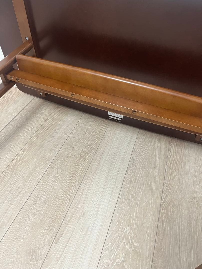 ♡ 【美品！】転居の為2/5最終受付カリモク60カフェテーブルT36420HW♡