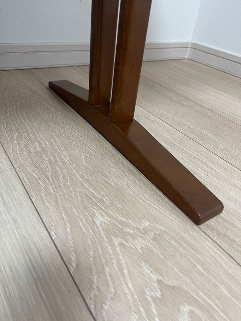 ♡ 【美品！】転居の為2/5最終受付カリモク60カフェテーブルT36420HW♡