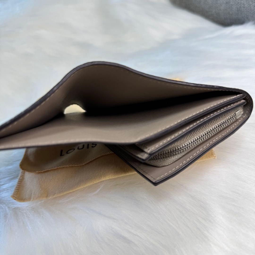 ルイヴィトン ポルトフォイユ マヒナ イリス ガレ 二つ折り財布