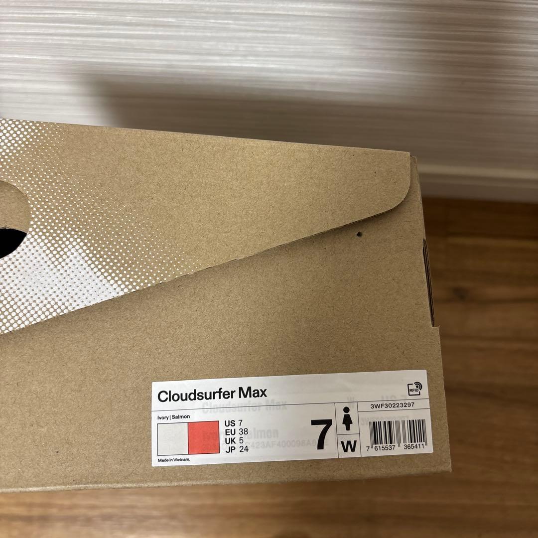 新品　オンクラウドサーファーマックス