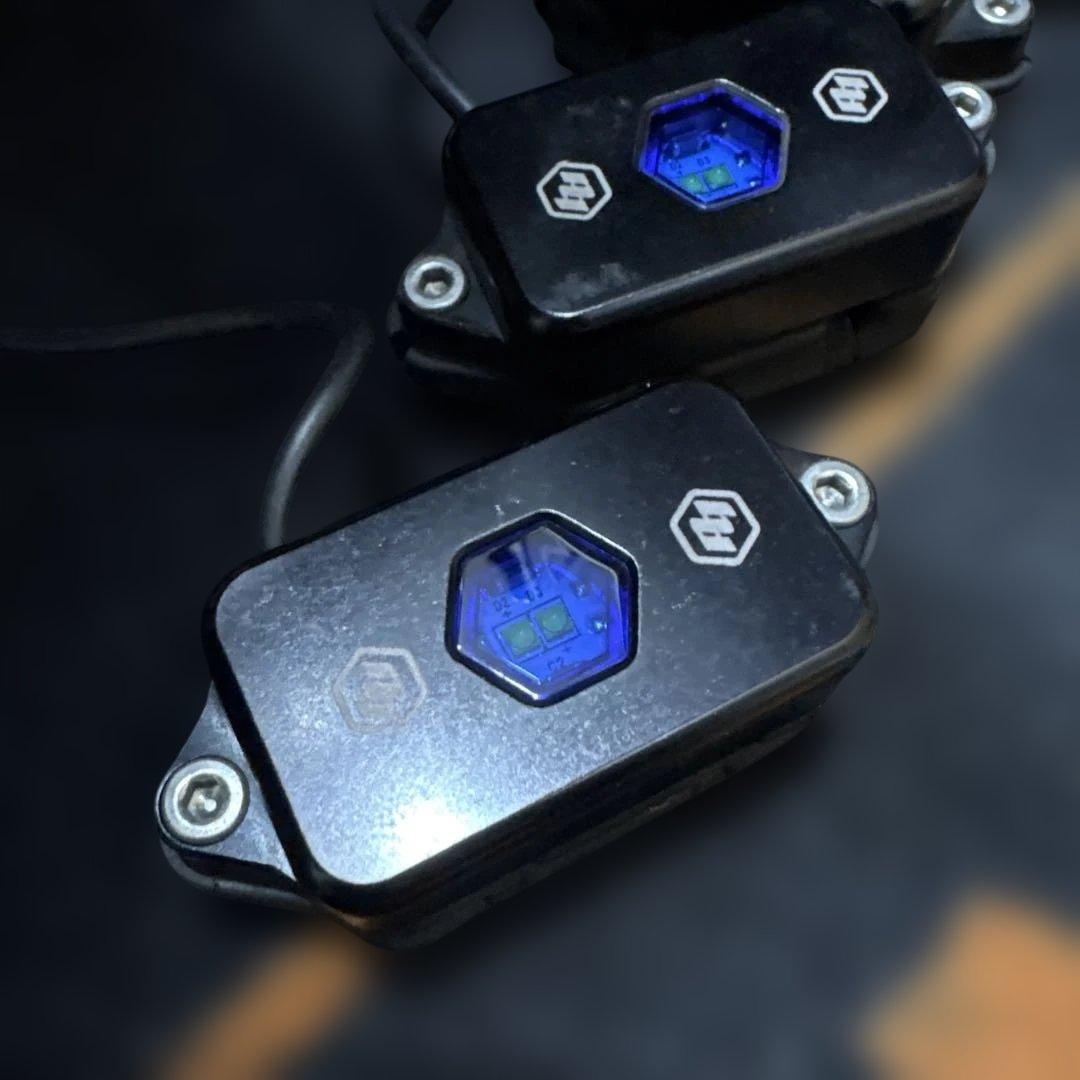 BajaDesigns 正規品 LED ロックライト ブルー　4個セット