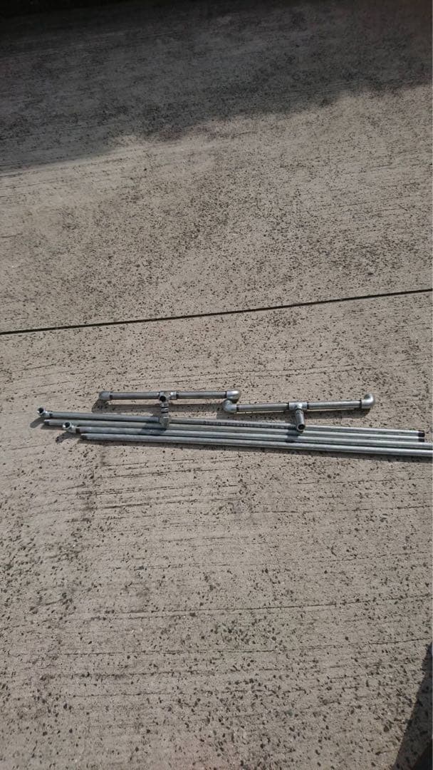 ガス管ハンガーラック　好好衣服店