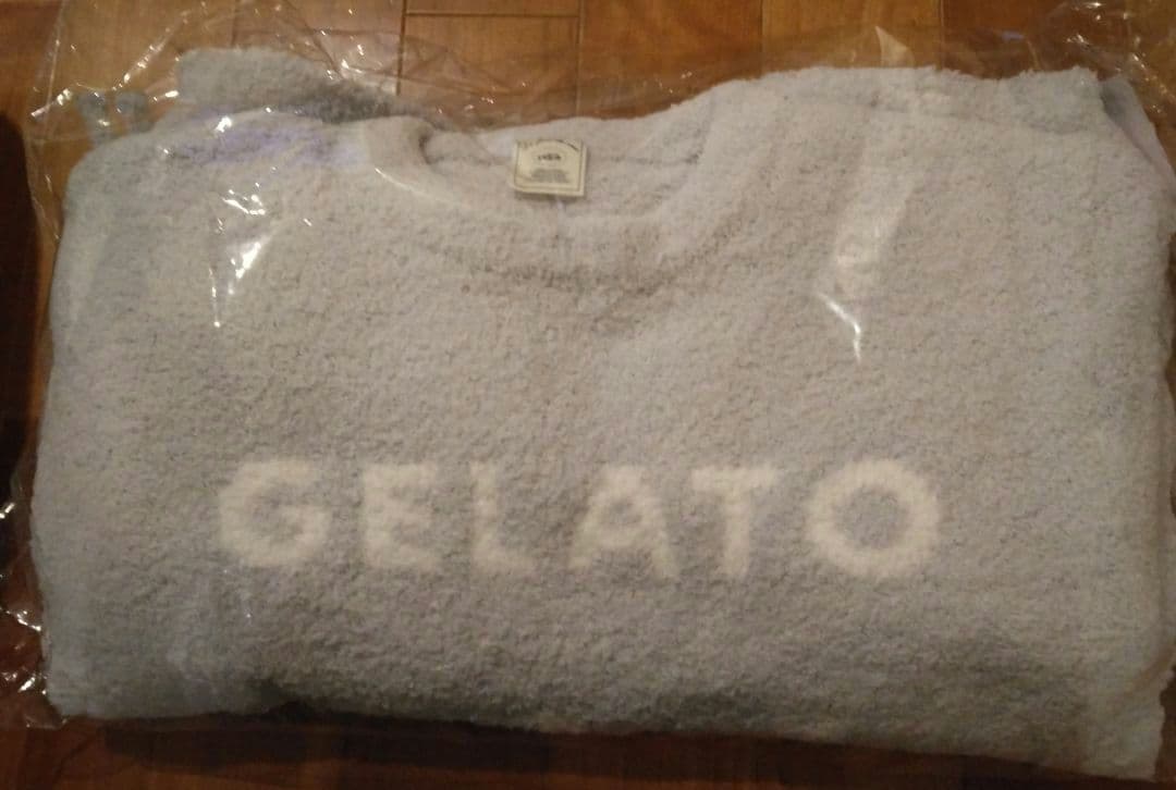 gelatopique パウダーロゴジャガードプルオーバー&ロングパンツセット