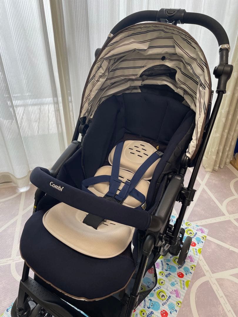 Combi ベビーカー　スゴカル4キャスcompact