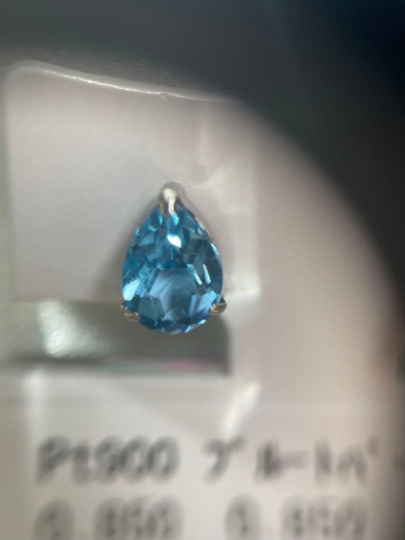 ⭐️【ブルートパーズ】大粒ピアス　pt900　1.7ct　ピアス